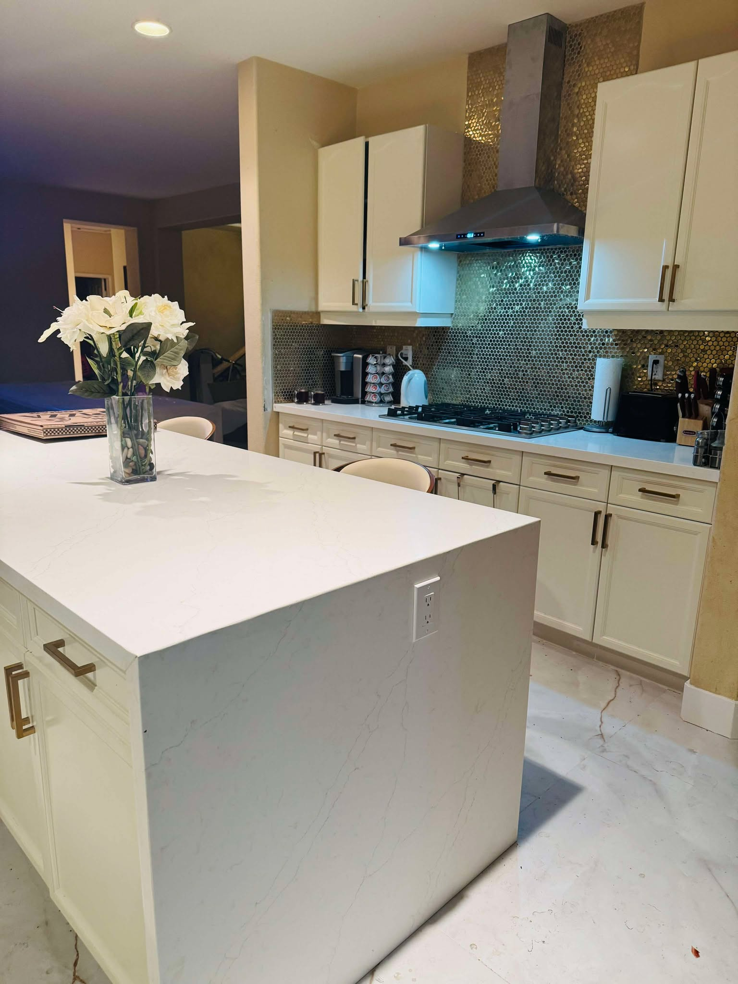 Light Gold Calacatta Prefabricated Countertops
