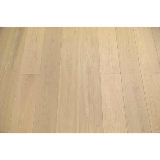 Vandyck Lusso 219 wire-brushed weathered oak European engineered wood flooring planks.