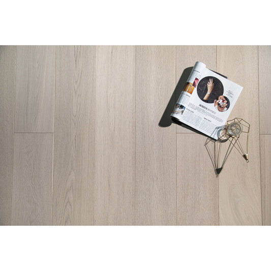 Modern living room featuring Vandyck Lusso 220 European white oak engineered hardwood floor.