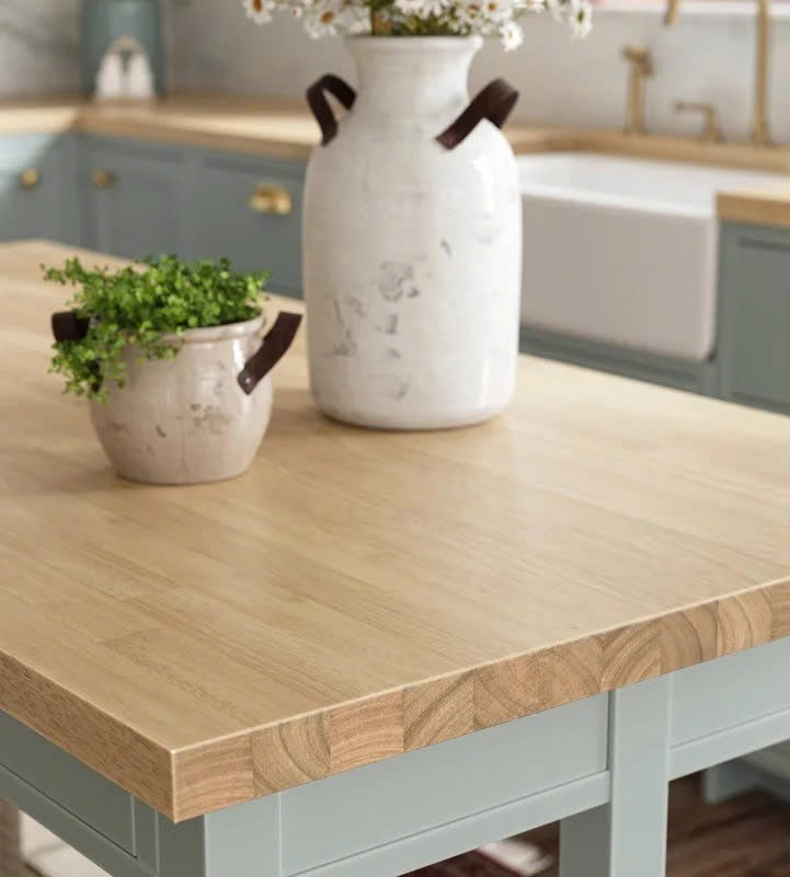 Unfinished Hevea Butcher Block Countertops with Standard Edge
